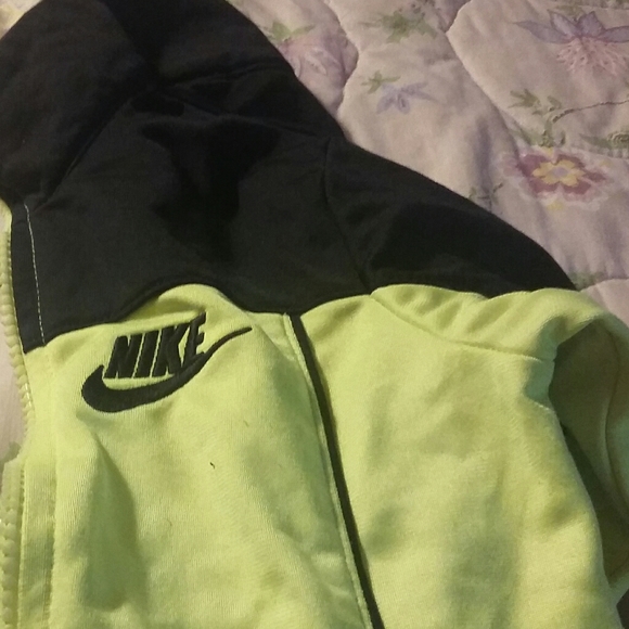 Jacket - Picture 2 of 2